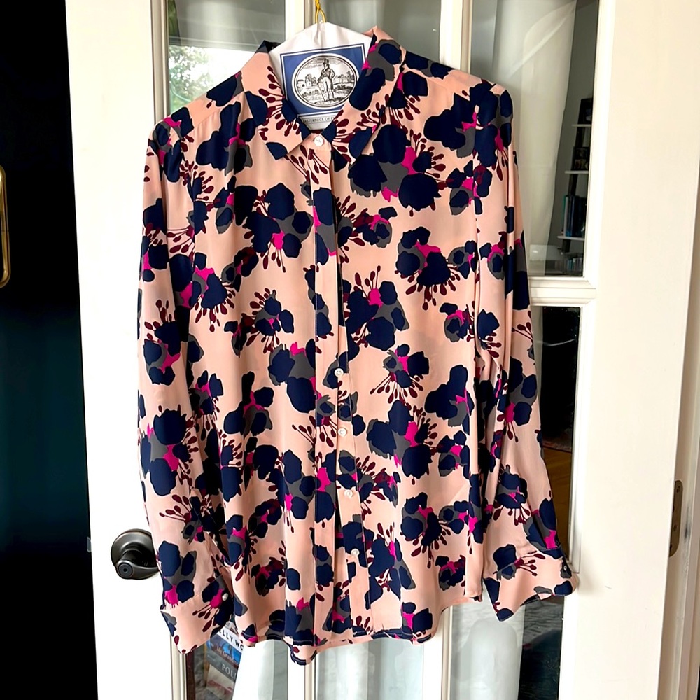 Like new! Boden sz 6. Silk shirt. Gorgeous for autumn!